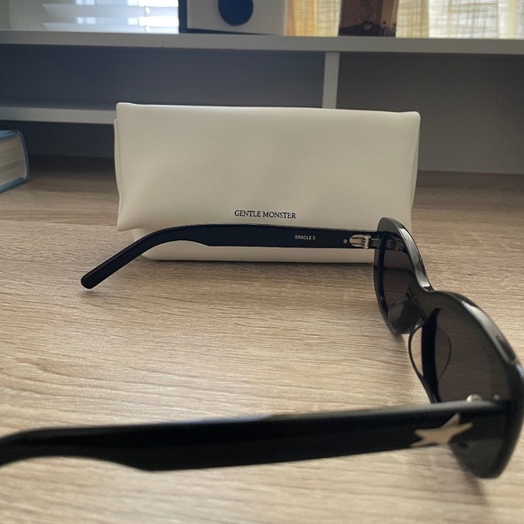 Gentle Monster Oracle Sunglasses - Picture 4 of 6